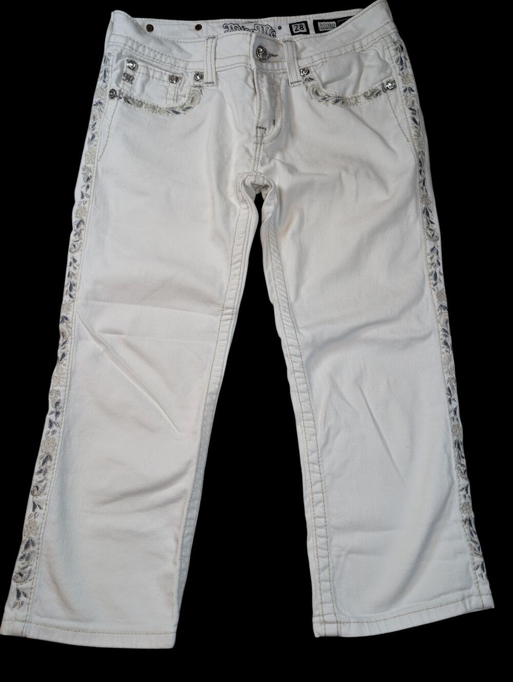 Women’s Capri Jeans Miss Me White Denim Embellished Cuffed Size 28
